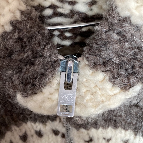 Vintage Cowichan Indian Sweater - Picture 16 of 16